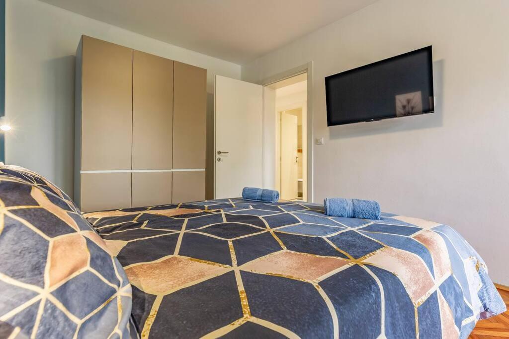 New Two Bedroom Apartment Maloni Pula Buitenkant foto