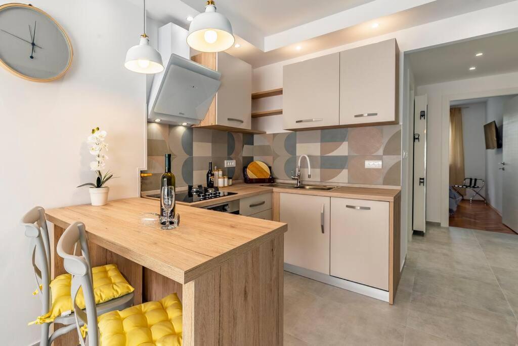New Two Bedroom Apartment Maloni Pula Buitenkant foto